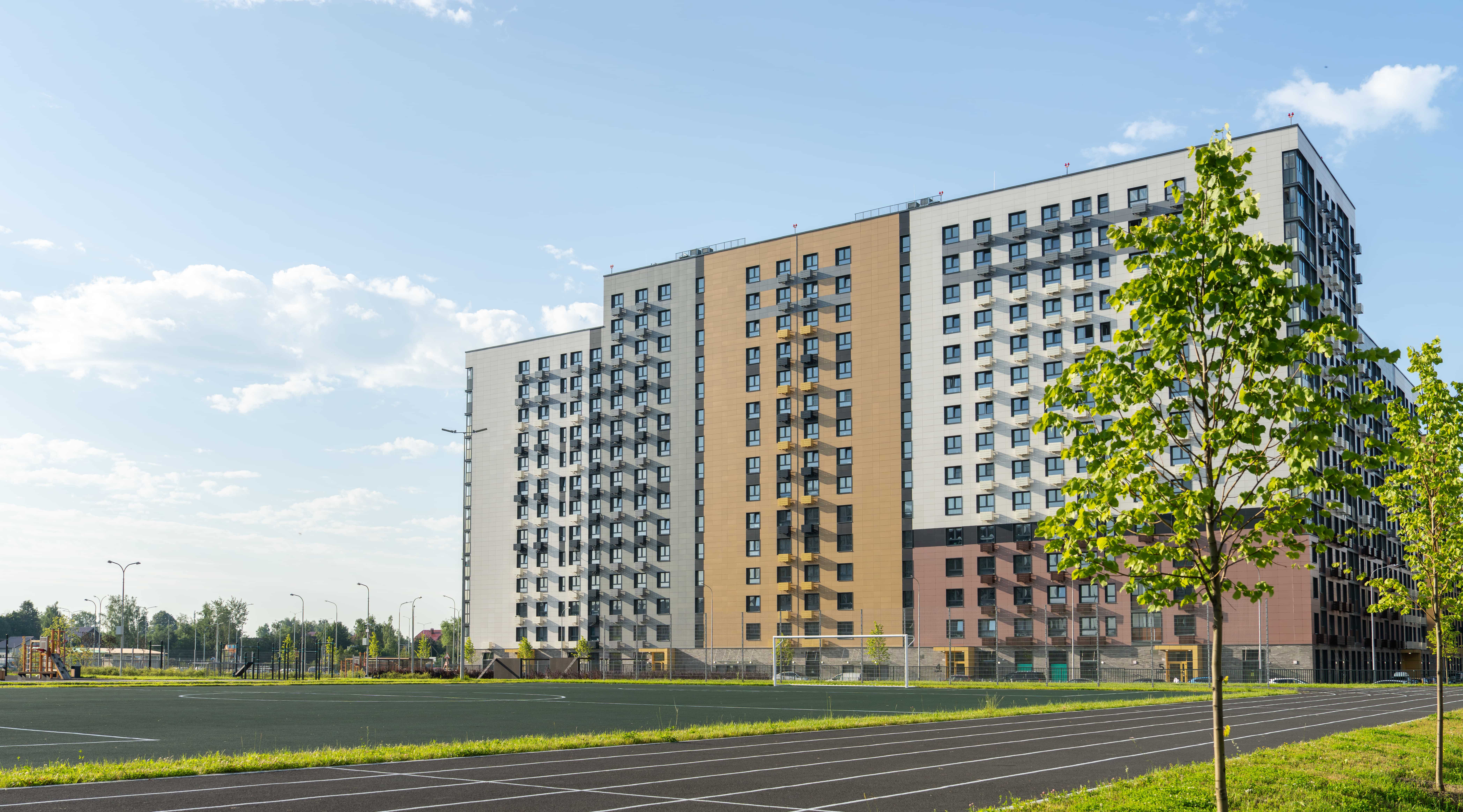 Первый слайд