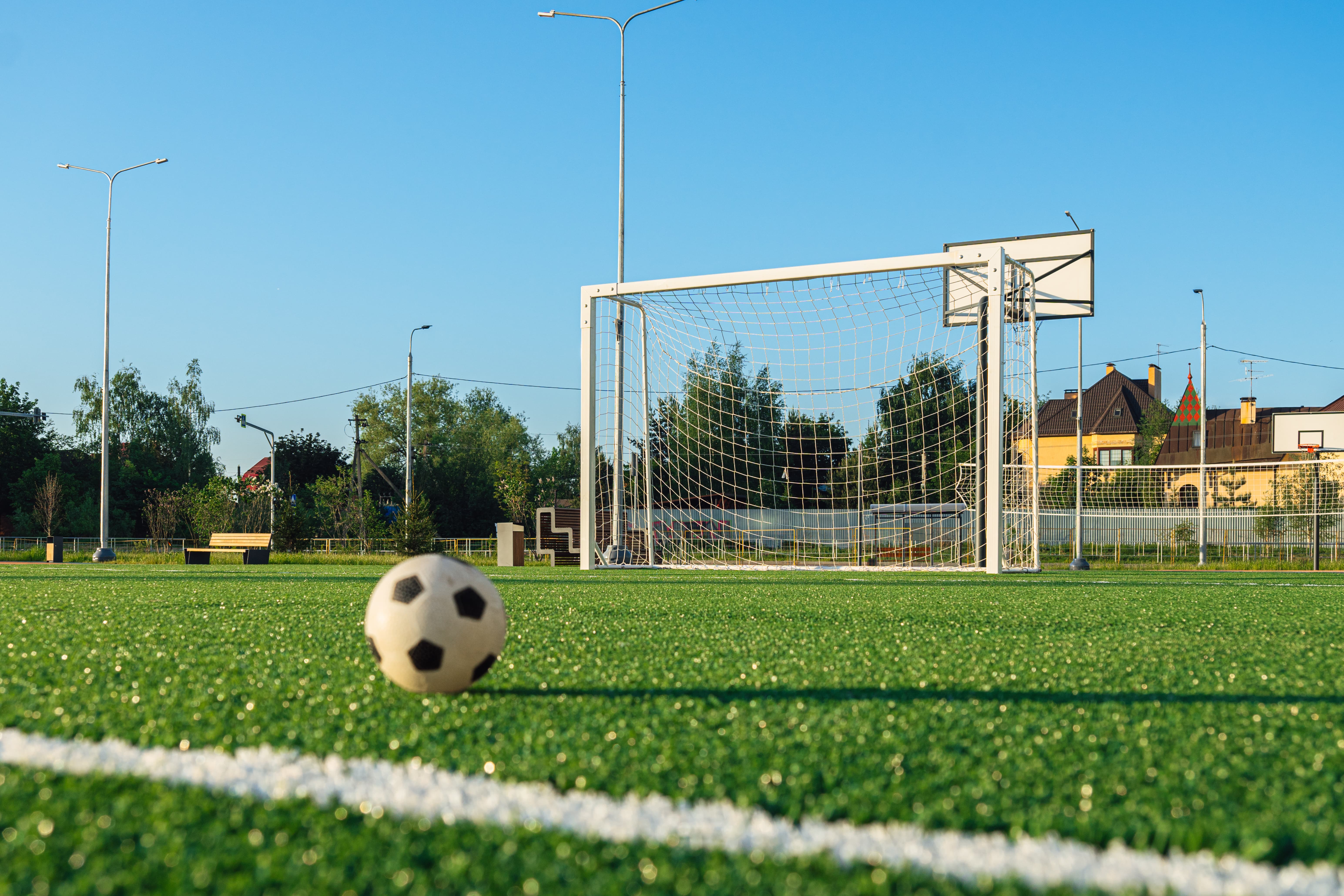 Футбольная площадка
